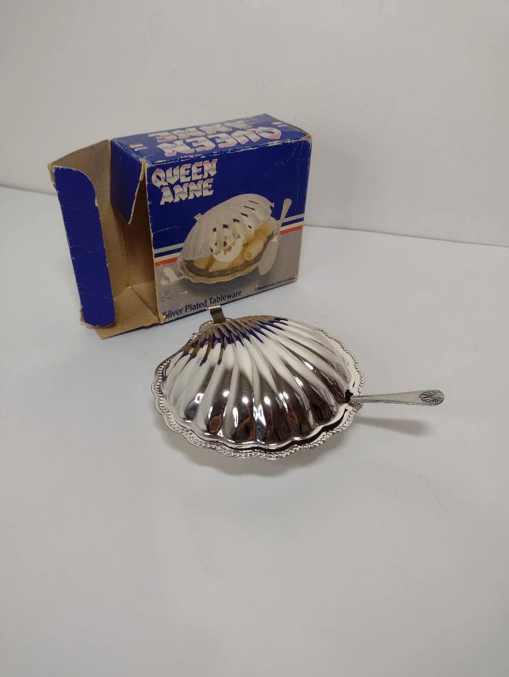 Queen Anne Vintage Butler Silver Tone Tableware in Blue and White Box